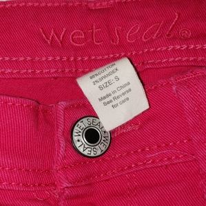 Wet seal jeans - HOT PINK - new without tag